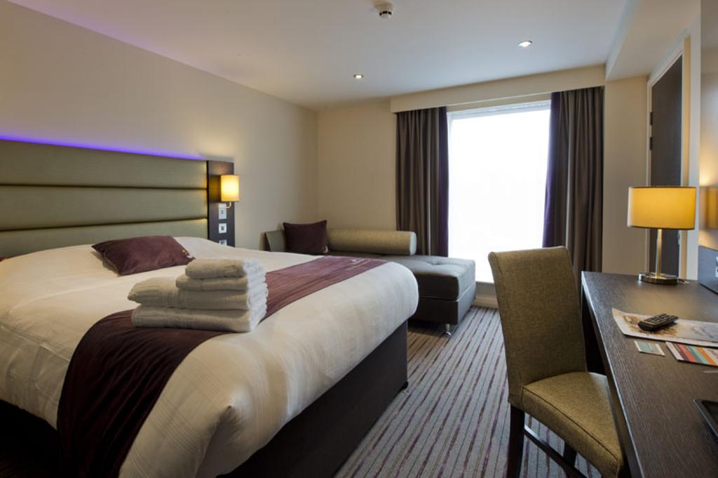 Premier Inn Birmingham City Centre Bridge Street Exterior foto